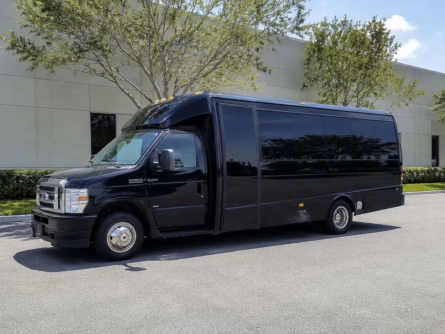 18 passenger minibus