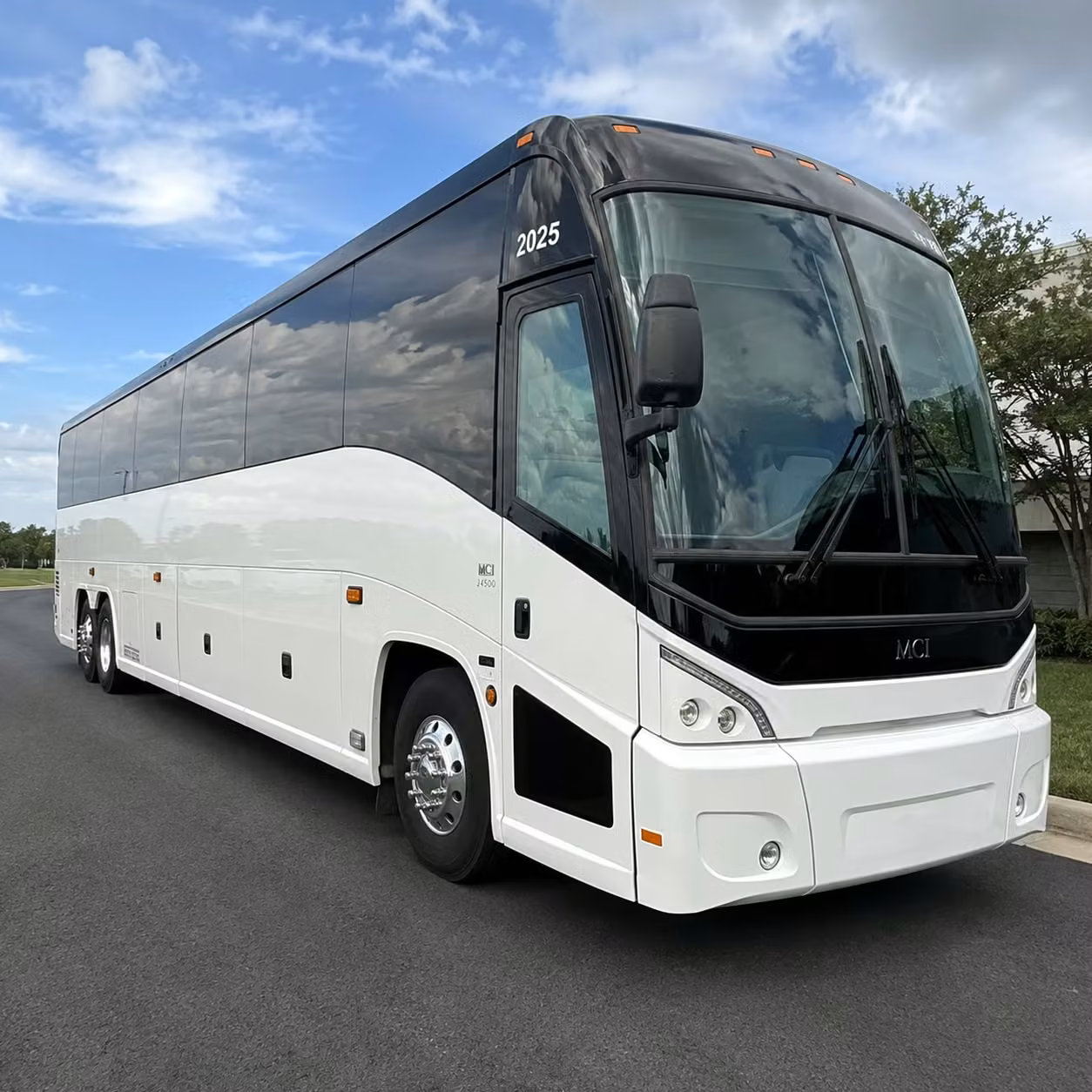 you can find and book long distance transportation in midland and any nearby city